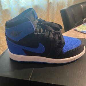 Jordan Kids Black and Blue High-Top Sneakers